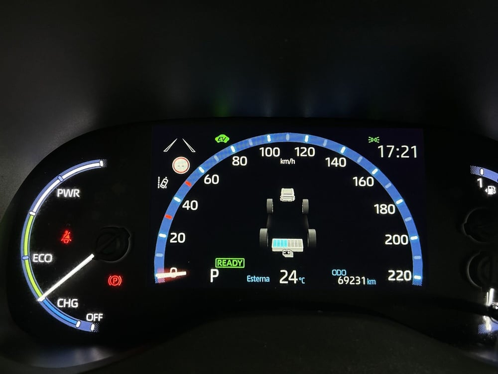 Toyota Yaris Cross usata a Milano (14)