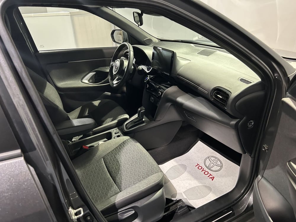 Toyota Yaris Cross usata a Milano (8)