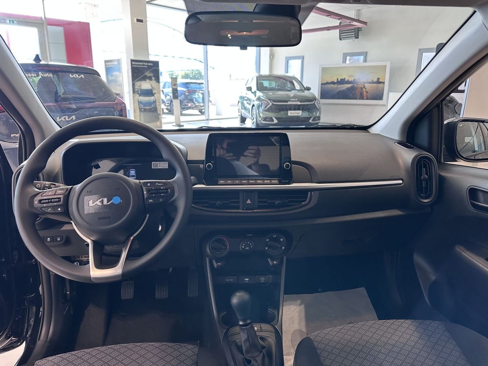 Kia Picanto nuova a Cremona (11)