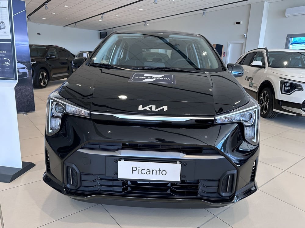 Kia Picanto nuova a Cremona (3)