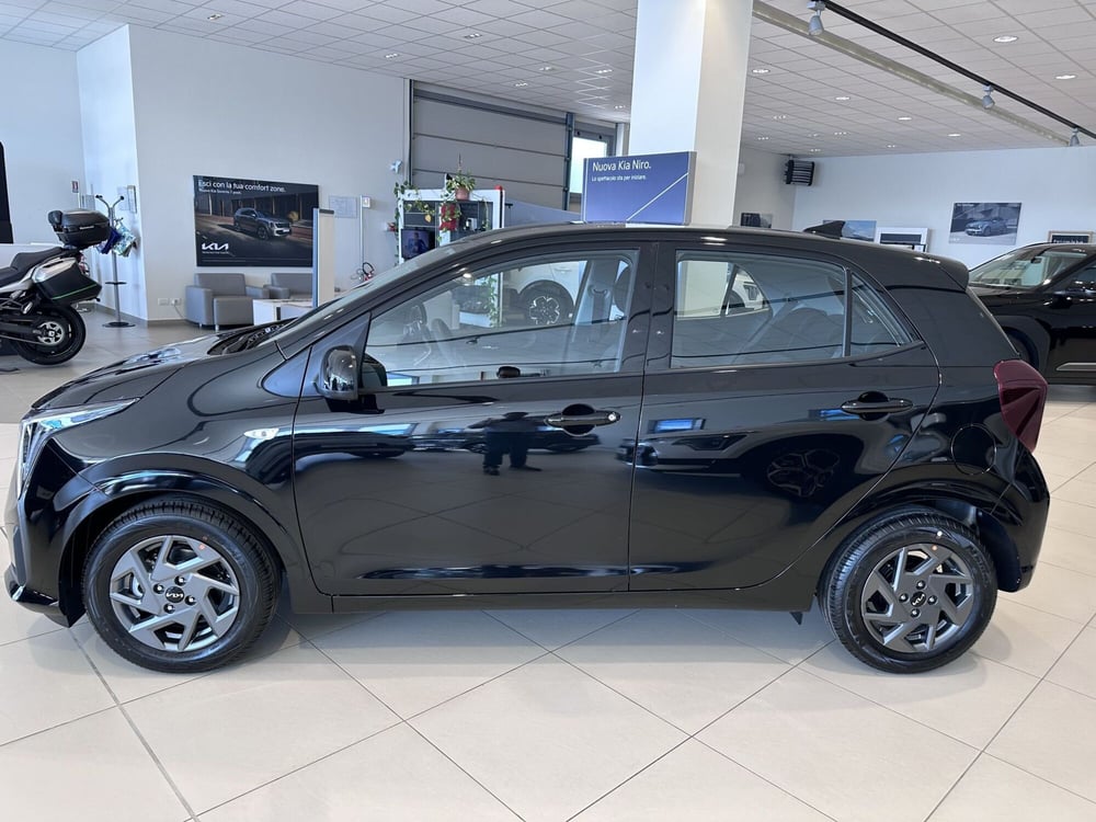 Kia Picanto nuova a Cremona (4)