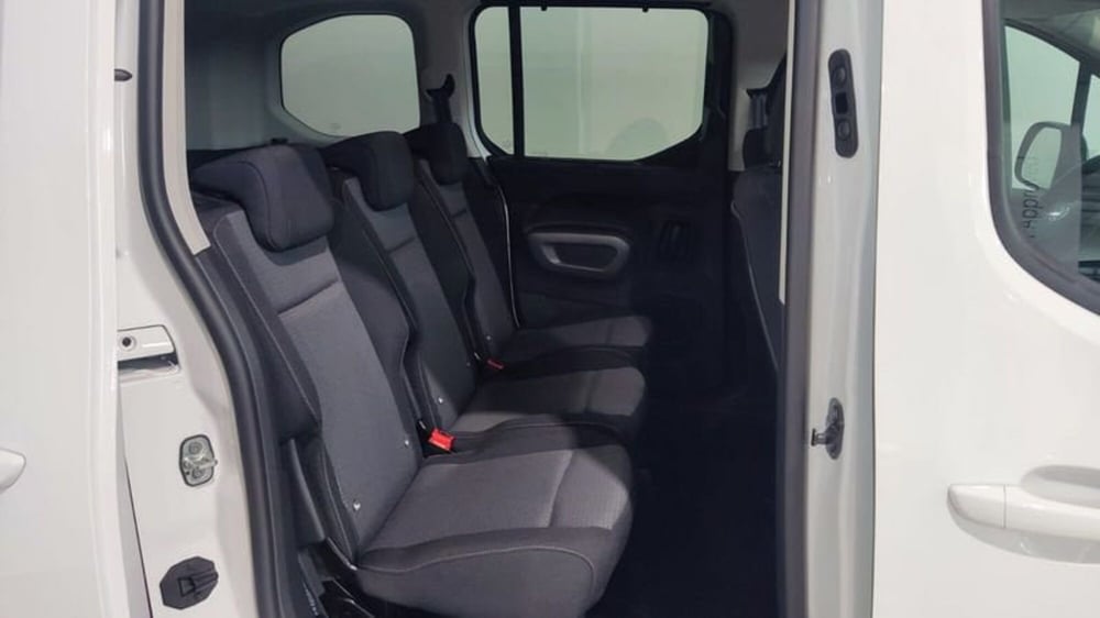 Toyota Proace City Verso Electric nuova a Vicenza (20)
