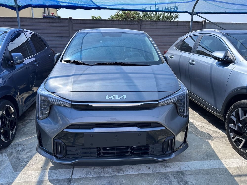 Kia Picanto nuova a Cremona (3)