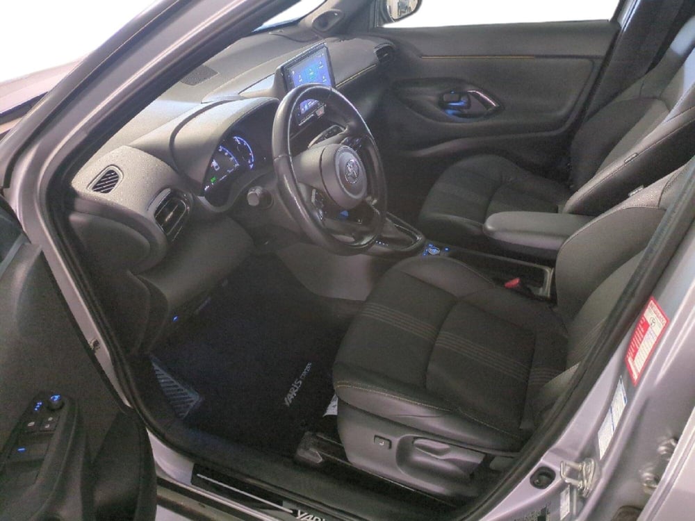 Toyota Yaris Cross usata a Milano (14)