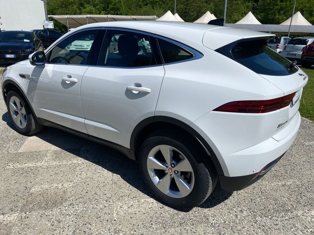 Jaguar E-Pace usata a La Spezia (5)