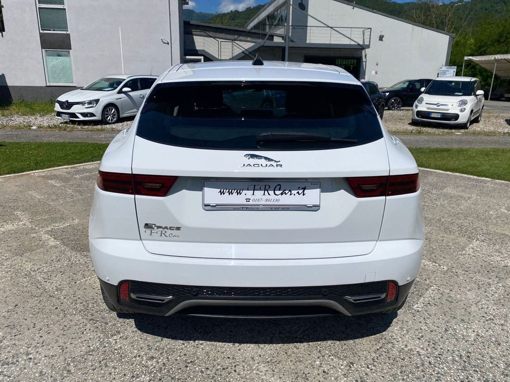 Jaguar E-Pace usata a La Spezia (6)
