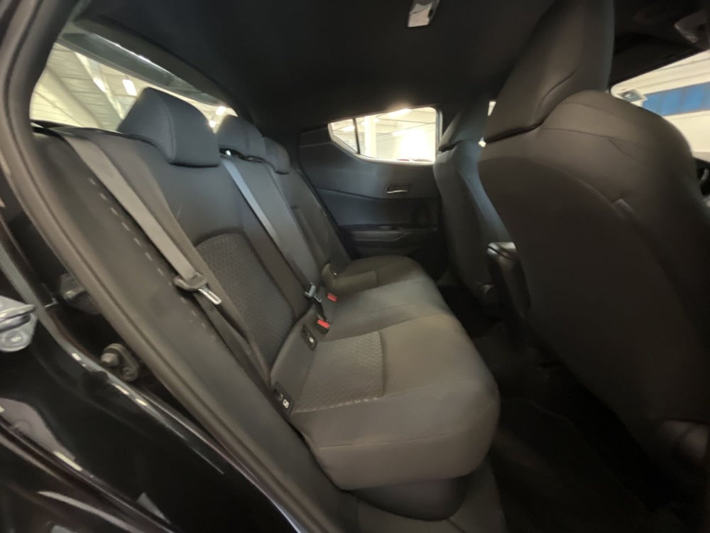 Toyota Toyota C-HR usata a Bologna (11)