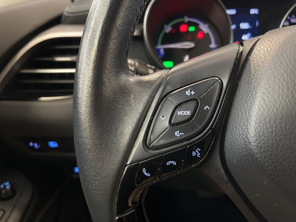 Toyota Toyota C-HR usata a Bologna (19)