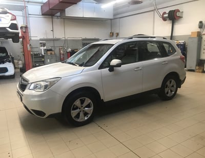 Subaru Forester 2.0i BI-Fuel Style del 2015 usata a Bologna