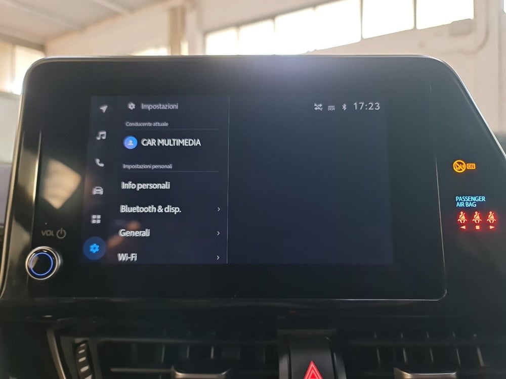 Toyota Toyota C-HR usata a Bologna (14)