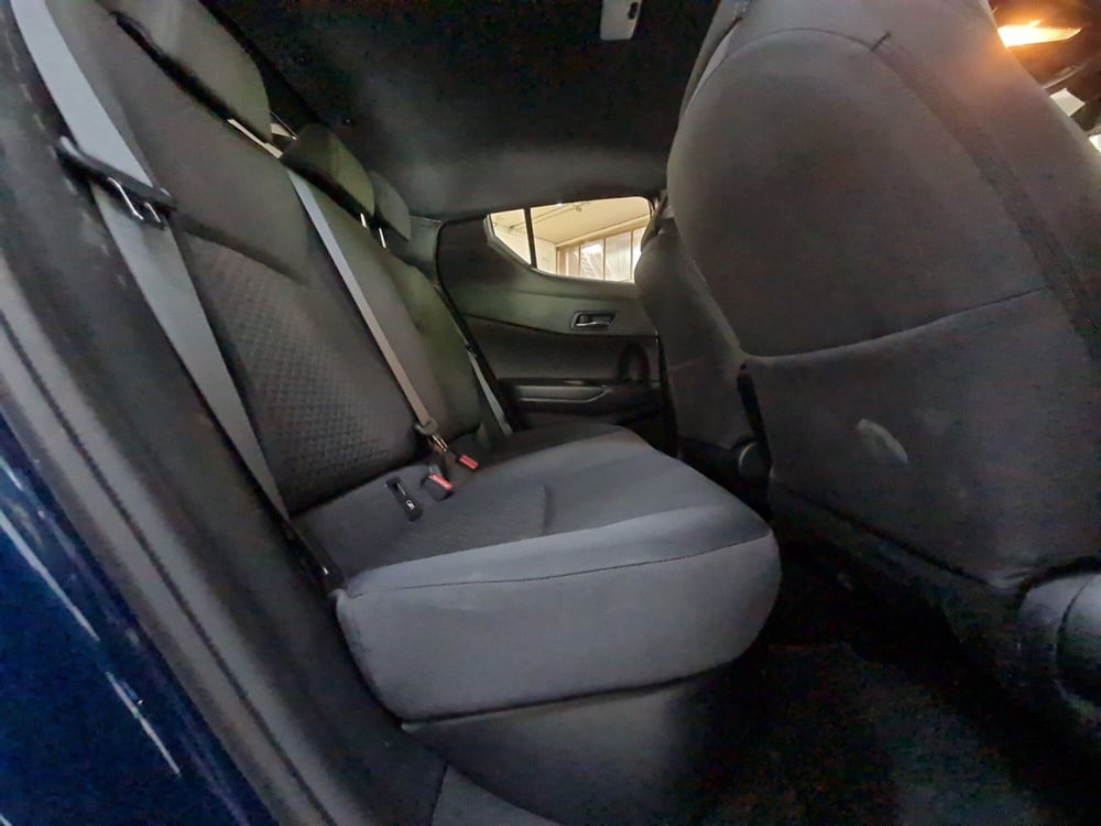 Toyota Toyota C-HR usata a Bologna (9)