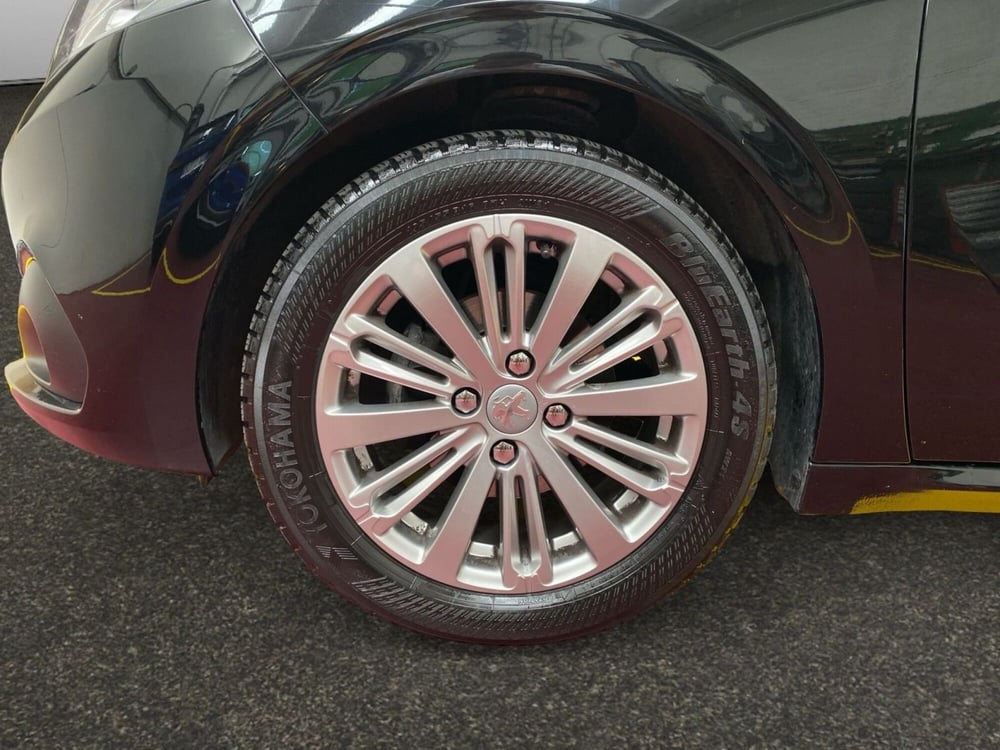 Peugeot 208 usata a Bologna (11)