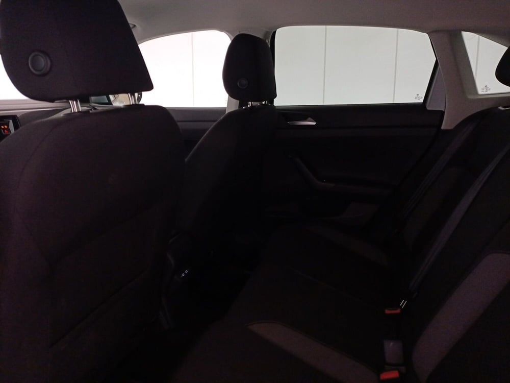 Volkswagen Taigo usata a Lecce (8)