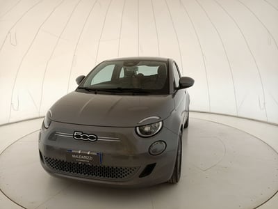 Fiat 500e Icon Berlina 42 kWh del 2022 usata a Trani