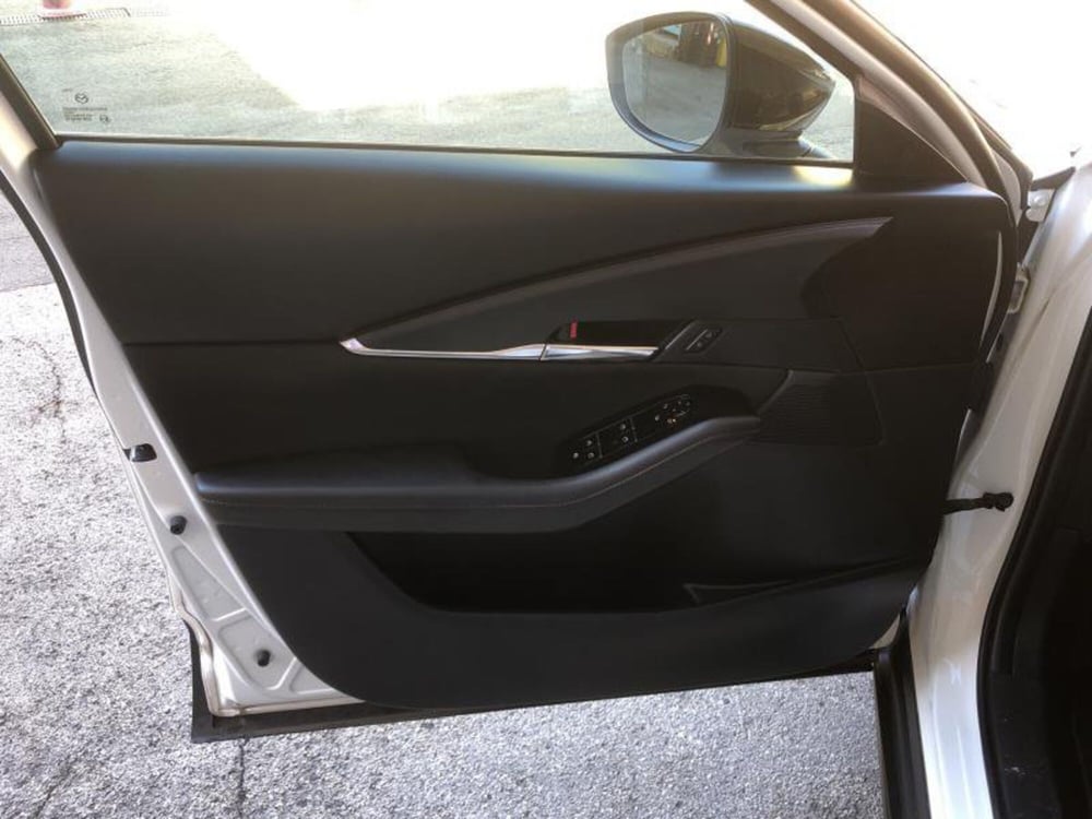 Mazda CX-30 usata a Genova (12)