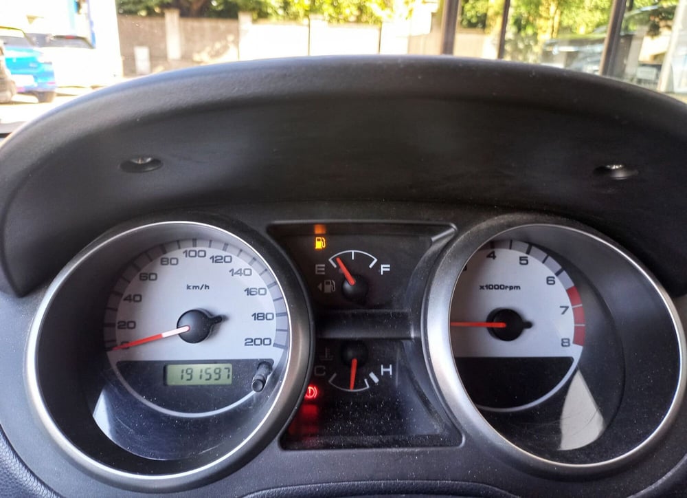 Suzuki Ignis usata a Milano (14)
