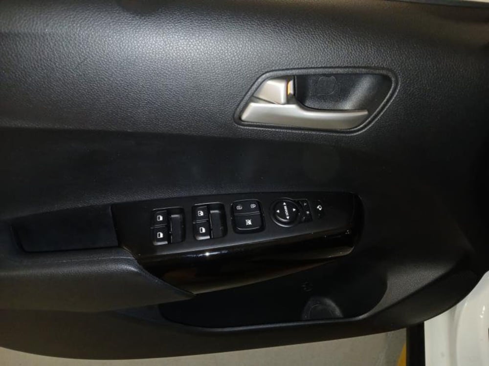 Kia Picanto usata a Genova (12)