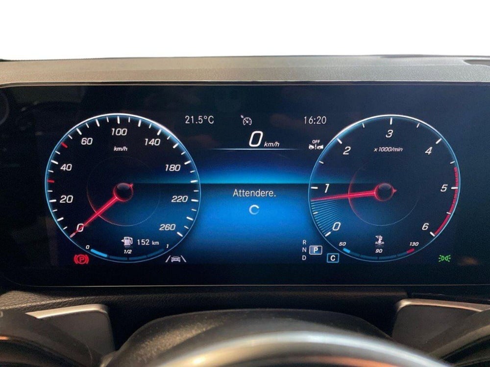 Mercedes-Benz GLB usata a Rimini (9)