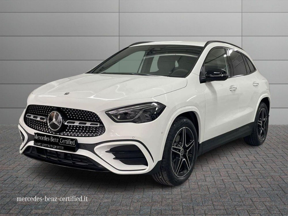 Mercedes-Benz GLA SUV nuova a Macerata