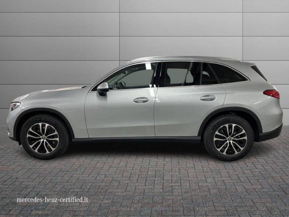 Mercedes-Benz GLC SUV nuova a Macerata (4)