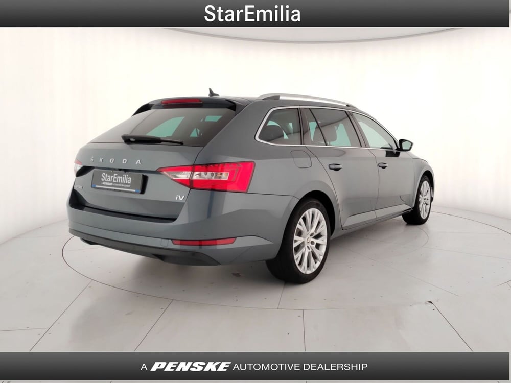 Skoda Superb Station Wagon usata a Bologna (5)
