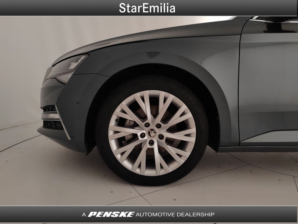 Skoda Superb Station Wagon usata a Bologna (8)