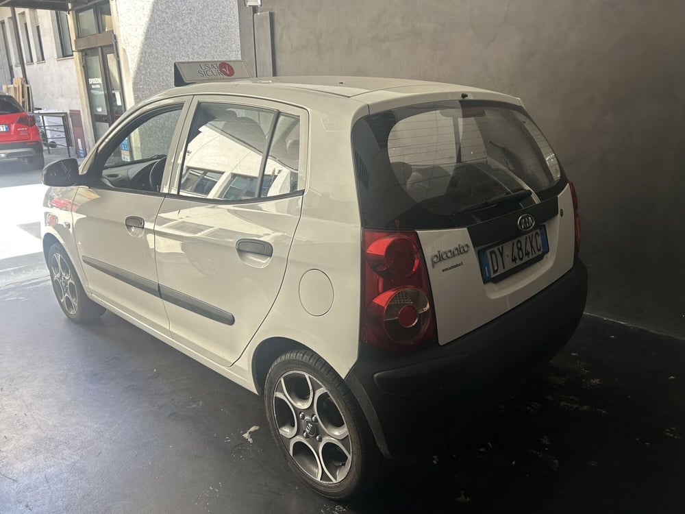 Kia Picanto usata a Milano (5)