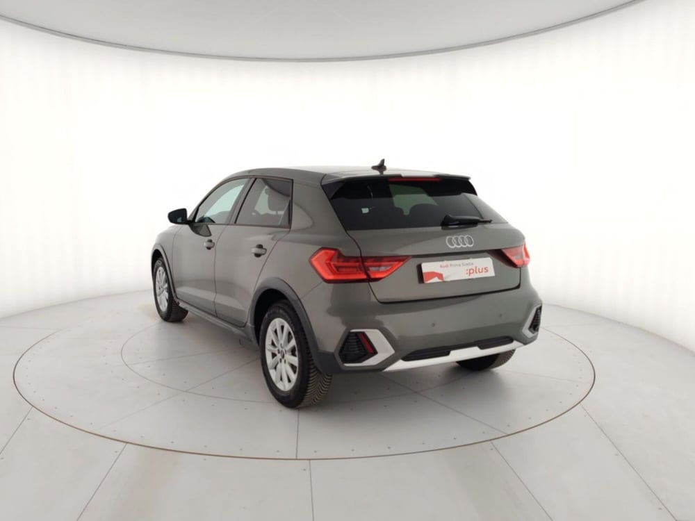 Audi A1 allstreet usata a Massa-Carrara (2)