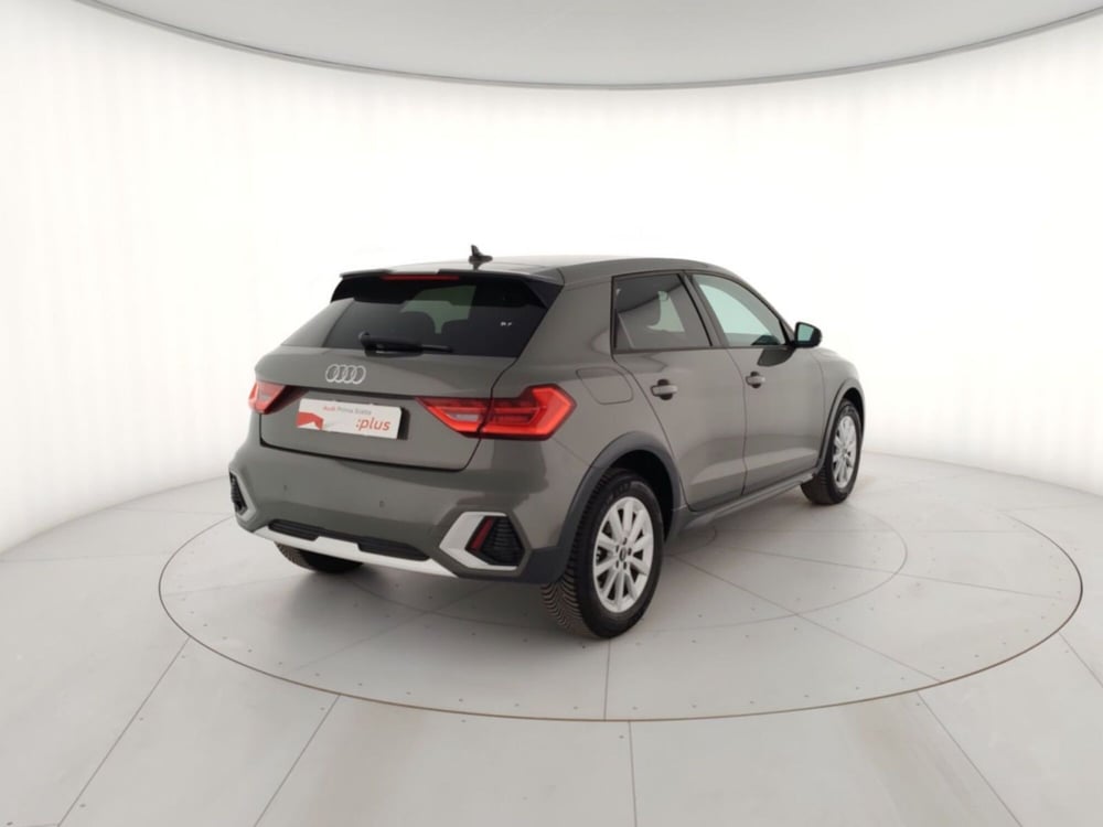 Audi A1 allstreet usata a Massa-Carrara (3)