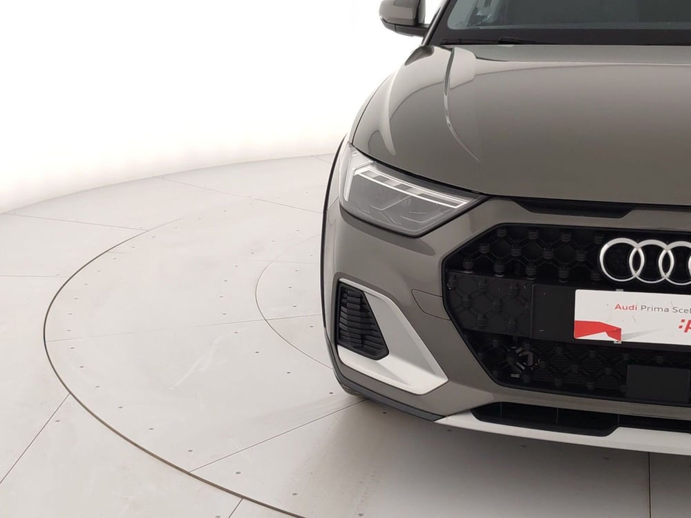 Audi A1 allstreet usata a Massa-Carrara (5)