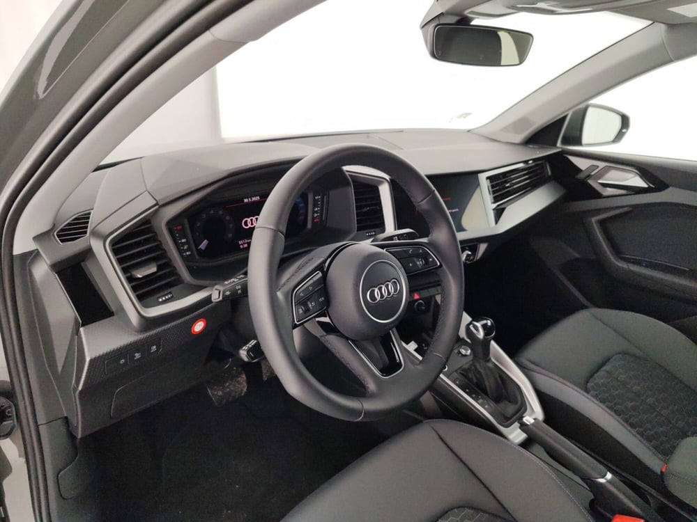 Audi A1 allstreet usata a Massa-Carrara (8)