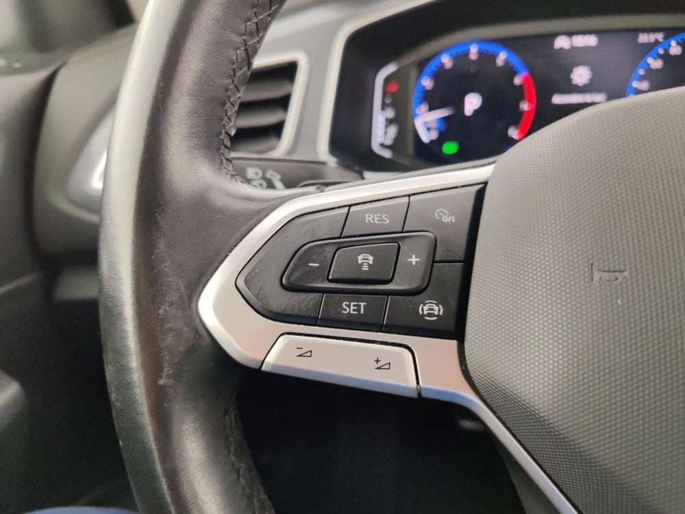 Volkswagen T-Roc usata a Massa-Carrara (14)