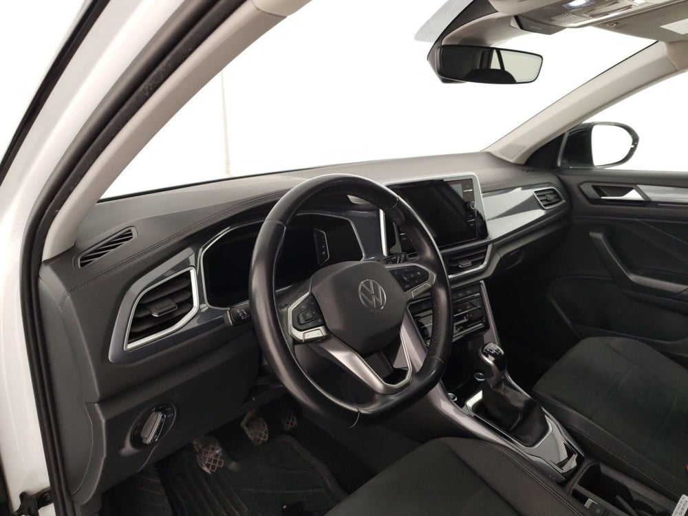 Volkswagen T-Roc usata a Massa-Carrara (8)