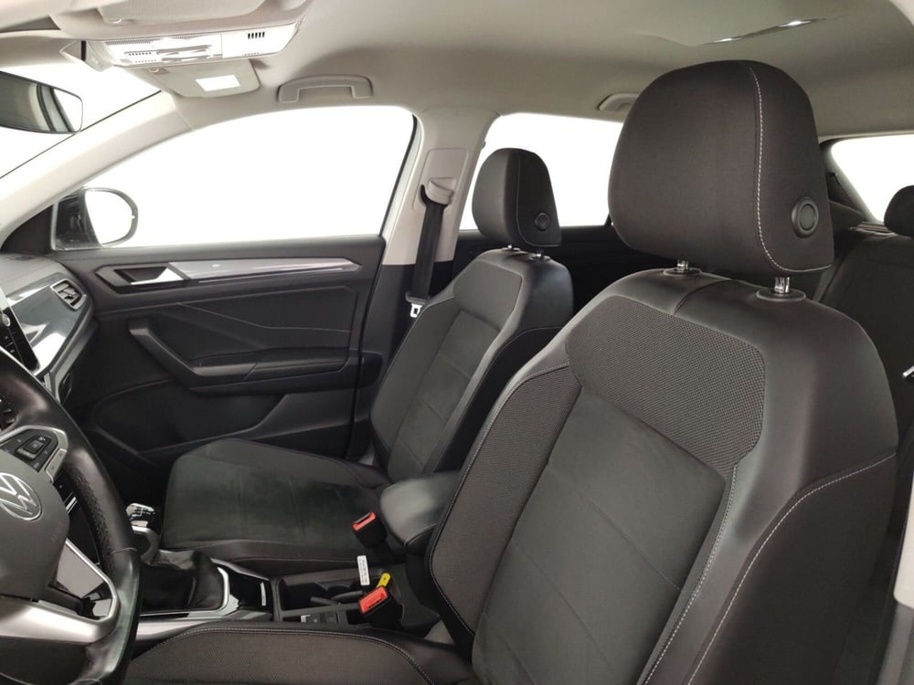 Volkswagen T-Roc usata a Massa-Carrara (9)