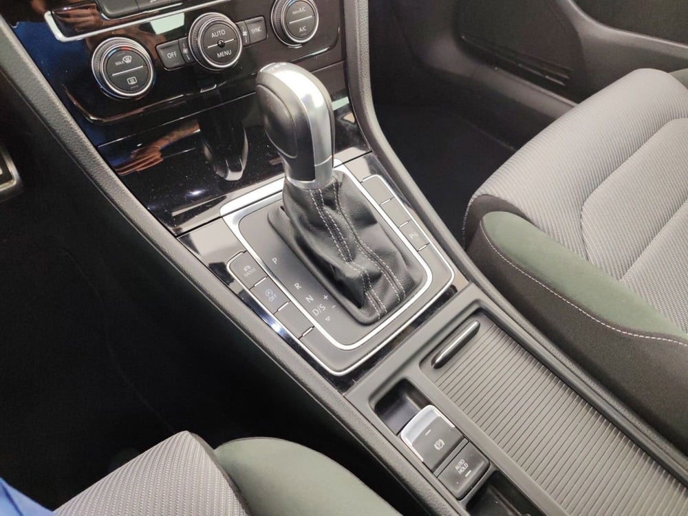 Volkswagen Golf usata a Massa-Carrara (11)