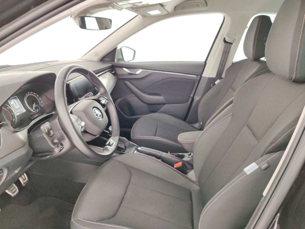 Skoda Kamiq usata a Massa-Carrara (7)