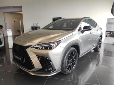 Lexus NX Plug-in 4WD Premium nuova a Perugia