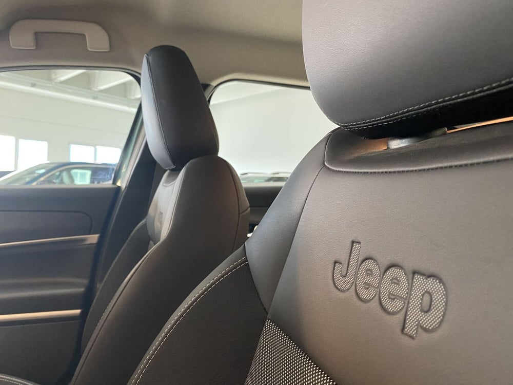 Jeep Avenger usata a Modena (8)