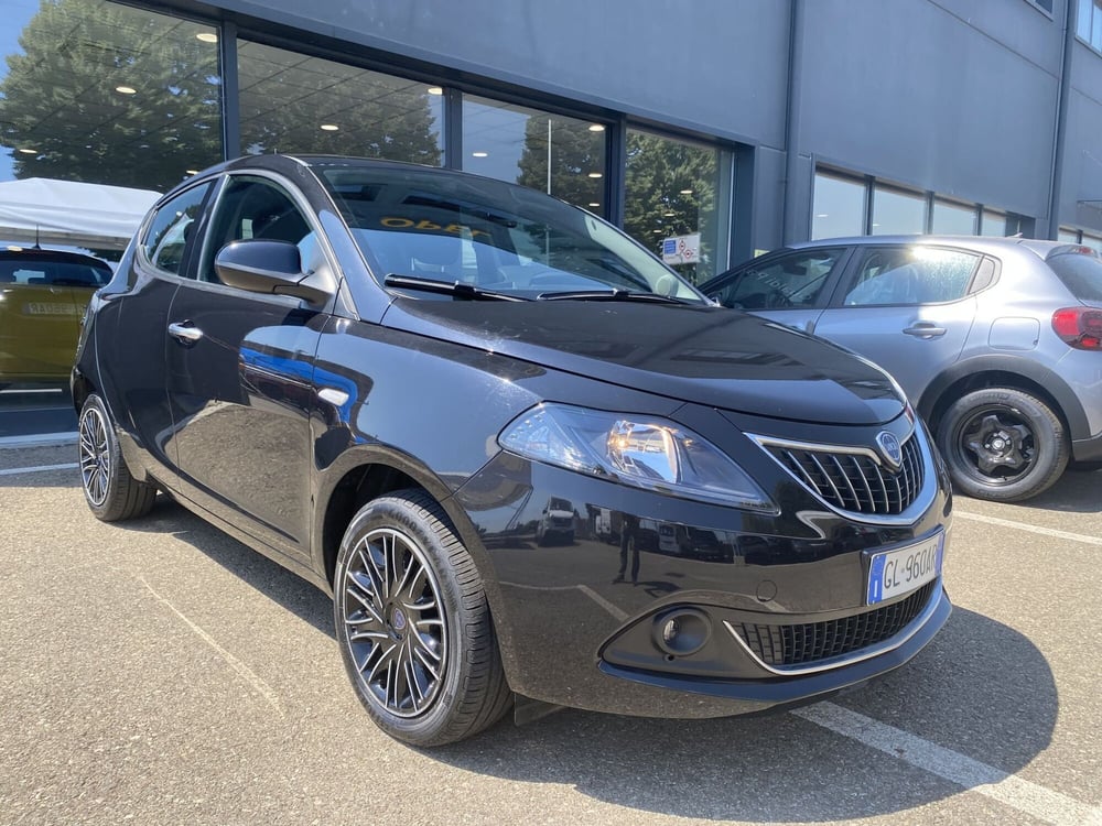 Lancia Ypsilon usata a Modena (2)