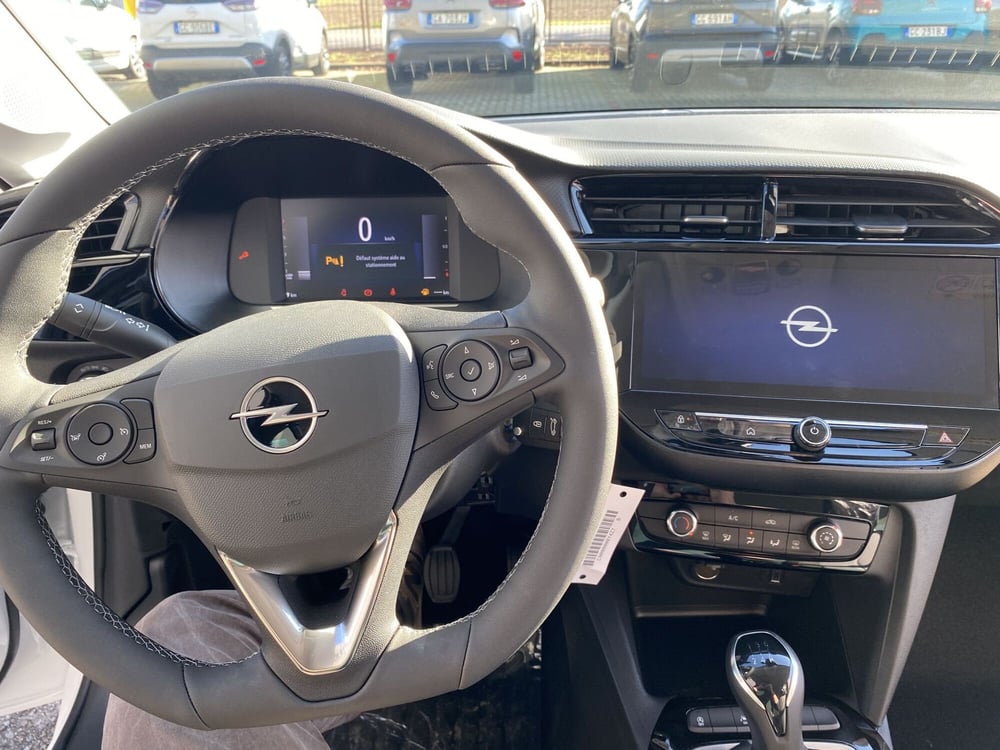 Opel Corsa nuova a Modena (18)