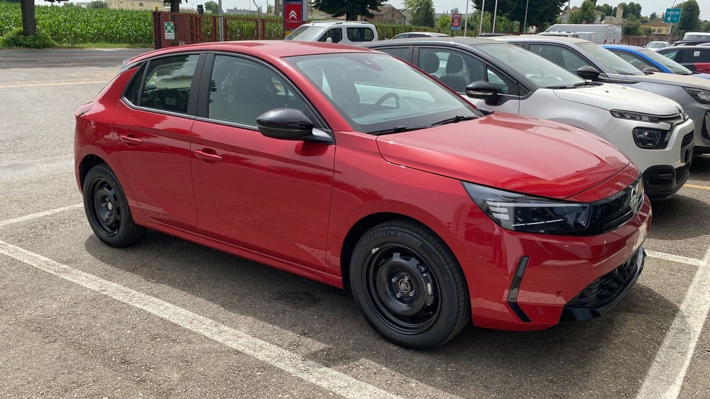 Opel Corsa nuova a Modena (3)