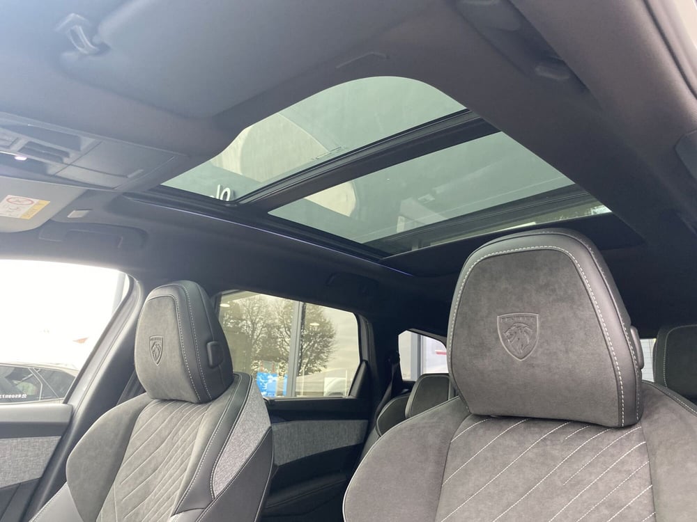 Peugeot 5008 nuova a Modena (5)