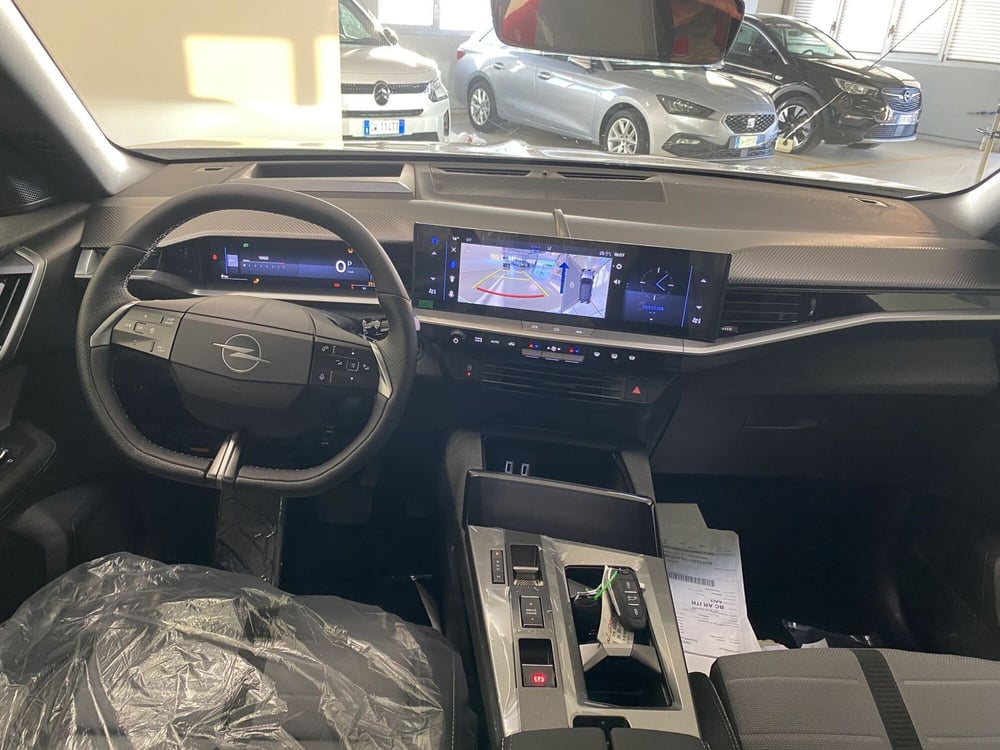 Opel Grandland nuova a Modena (16)
