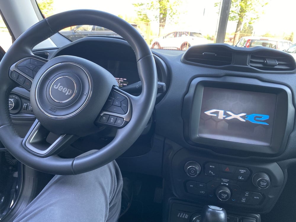 Jeep Renegade usata a Modena (11)