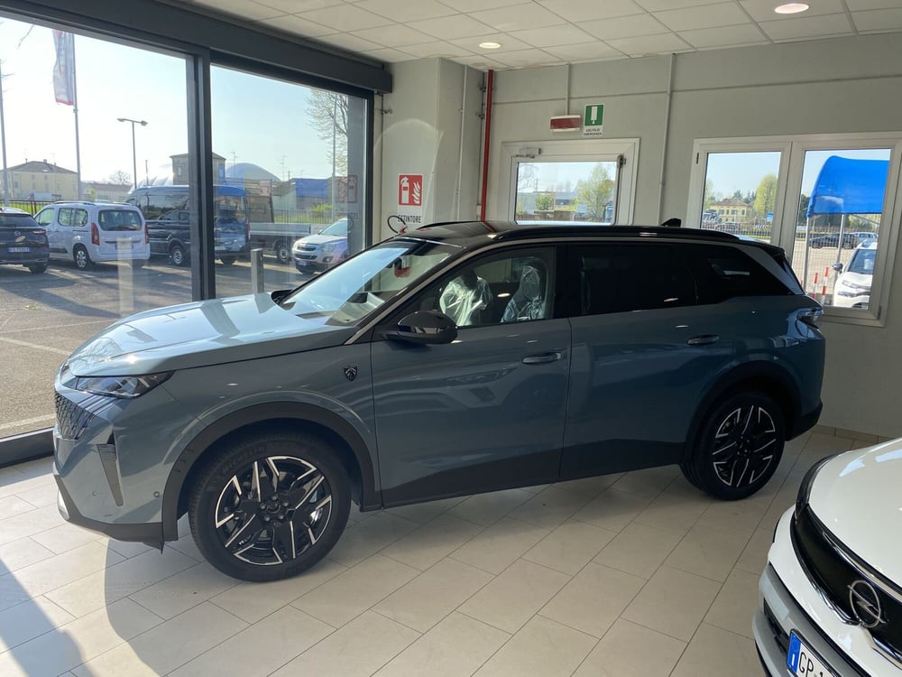 Peugeot 5008 nuova a Modena (5)