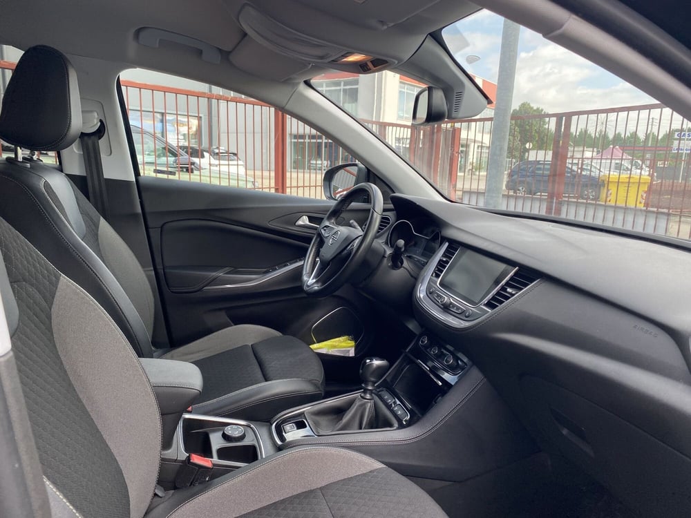 Opel Grandland X usata a Modena (15)