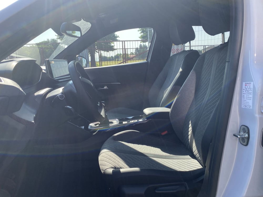 Peugeot 2008 usata a Modena (9)