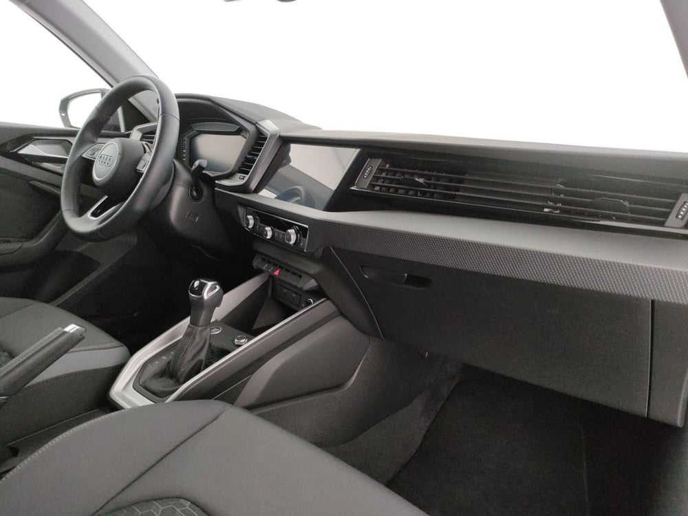 Audi A1 allstreet usata a Napoli (7)