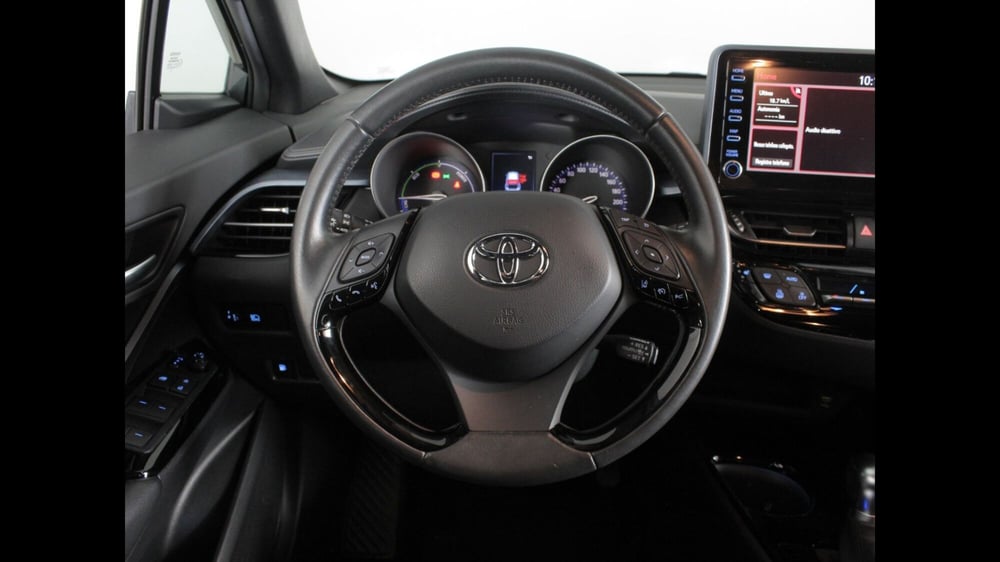 Toyota Toyota C-HR usata a Palermo (10)