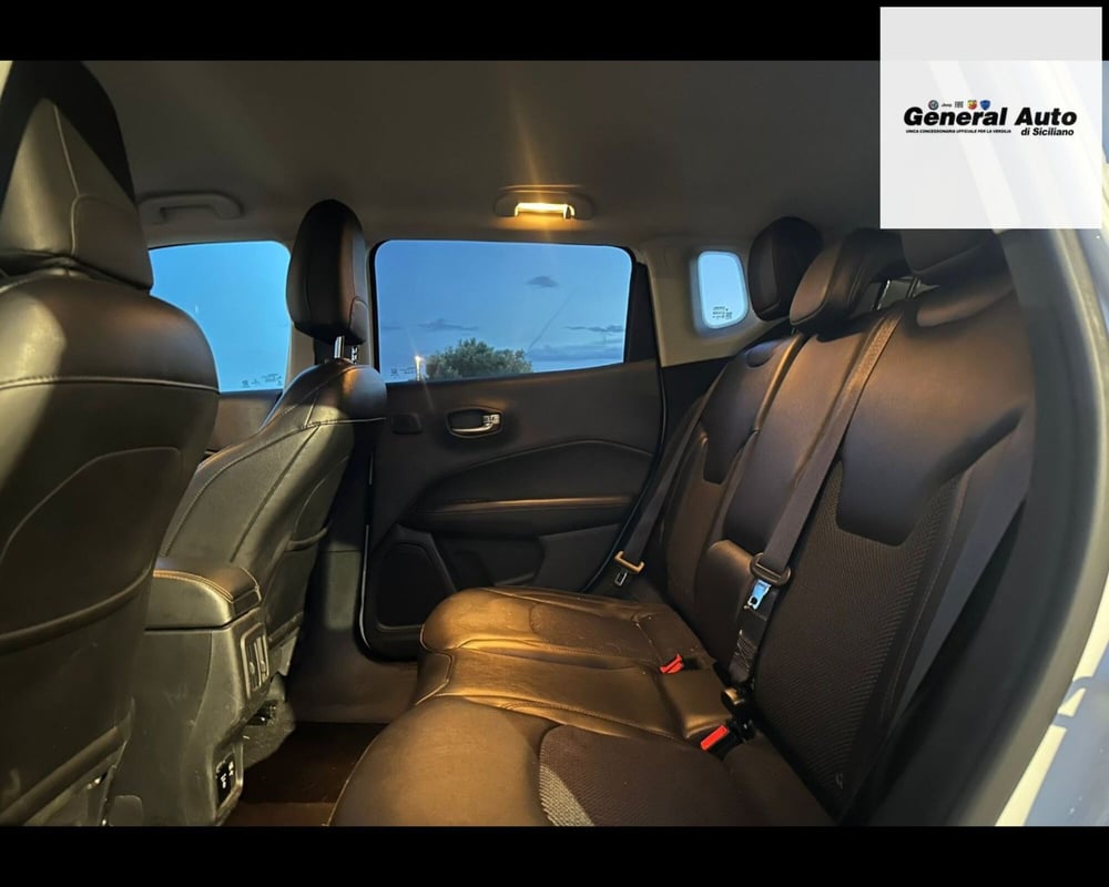 Jeep Compass usata a Lucca (11)